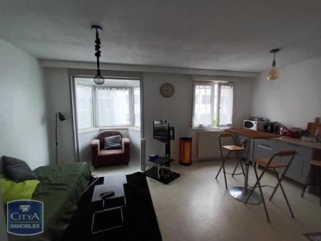 Location Appartement 1 pièce 33m² LYON 7ème - Photo 2