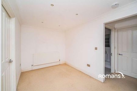 Colham House, Colham Avenue, Yiewsley, UB7 - Photo 4