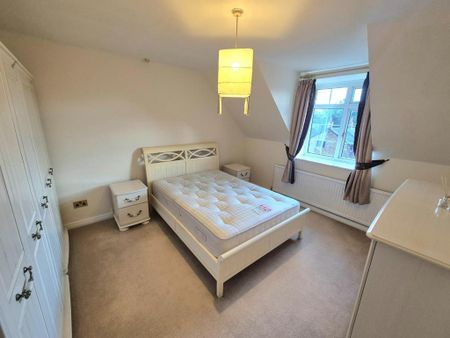 3 bedroom detached house to rent - Photo 4