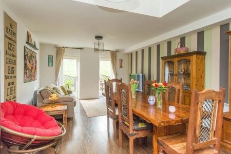 Kingswood Hall, Middlewood, S6 - Photo 3