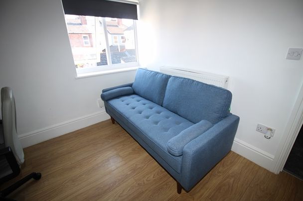 Flat 3, 26a Cross Street - Photo 1