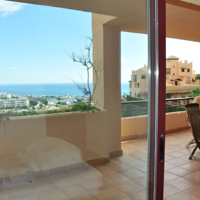 Middle Floor Apartment in Mijas - Photo 1
