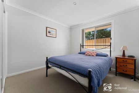 3 BEDROOM 2 BATHROOM FULLY FURNISHED HOME - Photo 5