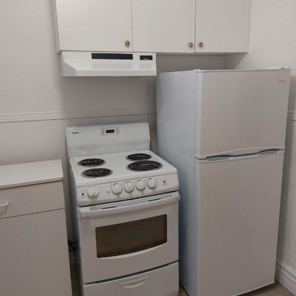 2 1/2 meublé St-Sauveur - Photo 1