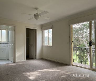 2/248 Francis Street, Yarraville VIC 3013 - Townhouse For Rent | Do... - Photo 4