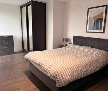 1 Bed Flat, Scrubs Lane, NW10 - Photo 1