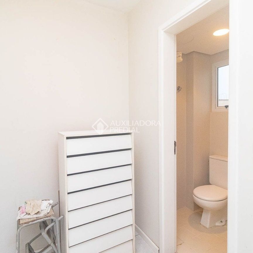 Apartamento com 3 quartos e 87m² para alugar em Floresta, Porto Alegre. - Foto 1