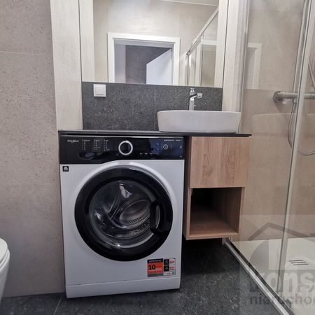 Nowa kawalerka! Super lokalizacja! - Photo 4