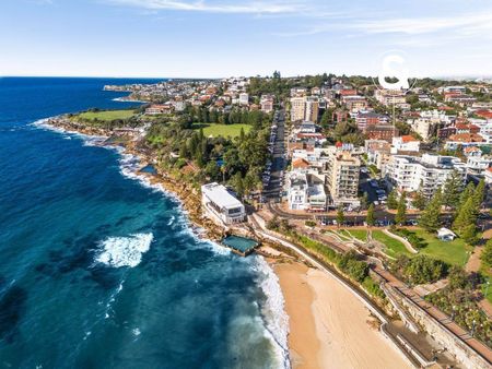 Elevated Coastal Living With Magnificent Beach And Ocean Views, Enter via 269 Arden Street, Coogee - Photo 3