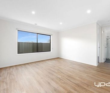 5 Movida Way, Rockbank - Photo 1