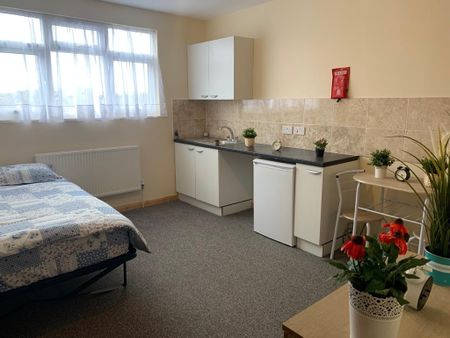 Studio Flat, St Pauls Road, N17 - Photo 4