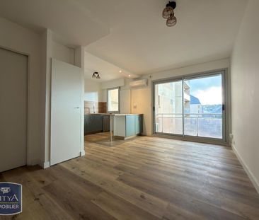 Location Appartement 1 pièce 27m² BRIVE LA GAILLARDE 19100 - Photo 2