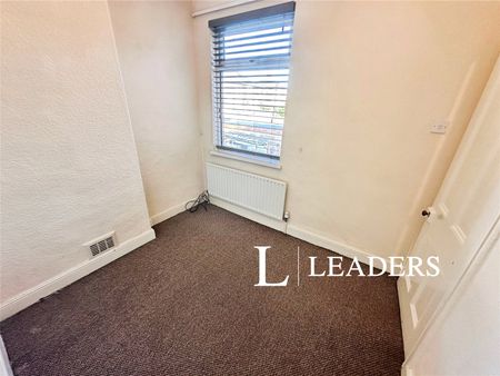 3 bedroom terraced to rent Penfleet Avenue, ST3 - Photo 5