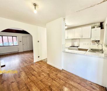 2 bedroom semi-detached house to rent - Photo 6