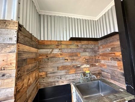 4 Bedroom’s within walking distance to South City - Photo 2