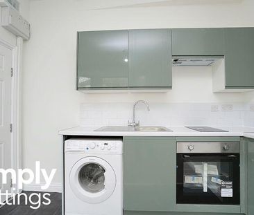 Studio to rent - Photo 6