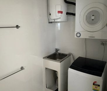 Ready to move right in! - Photo 3