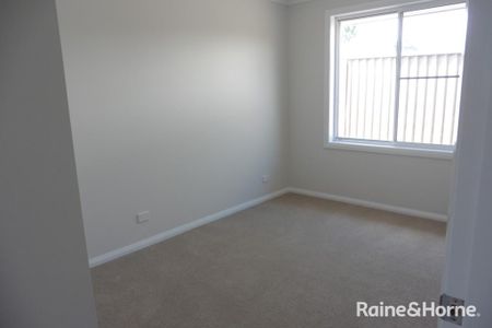 New Estate at Kelso- Available 11.11.25 - Photo 2