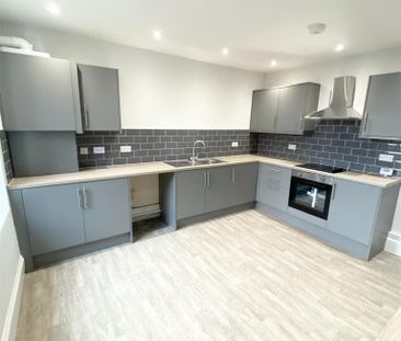 Home - Rooms - 139 DONCASTER ROAD, BANSLEY - Photo 5