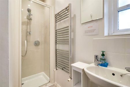 2 bedroom end of terrace house to rent - Photo 5