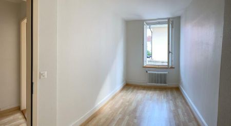 Cœur de la ville - Appartement de 2,5 pièces - Photo 5
