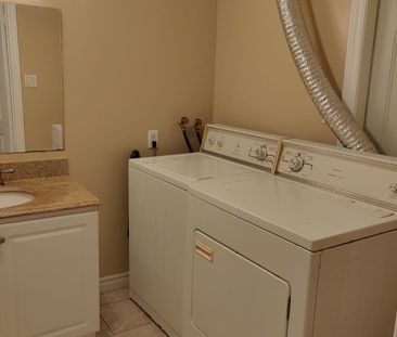 For Lease - 39 Keyworth (Ground Floor) Trail, Toronto, Ontario - Photo 5
