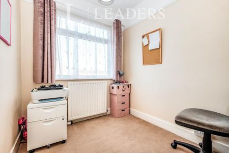 3 bedroom terraced house to rent - Photo 3