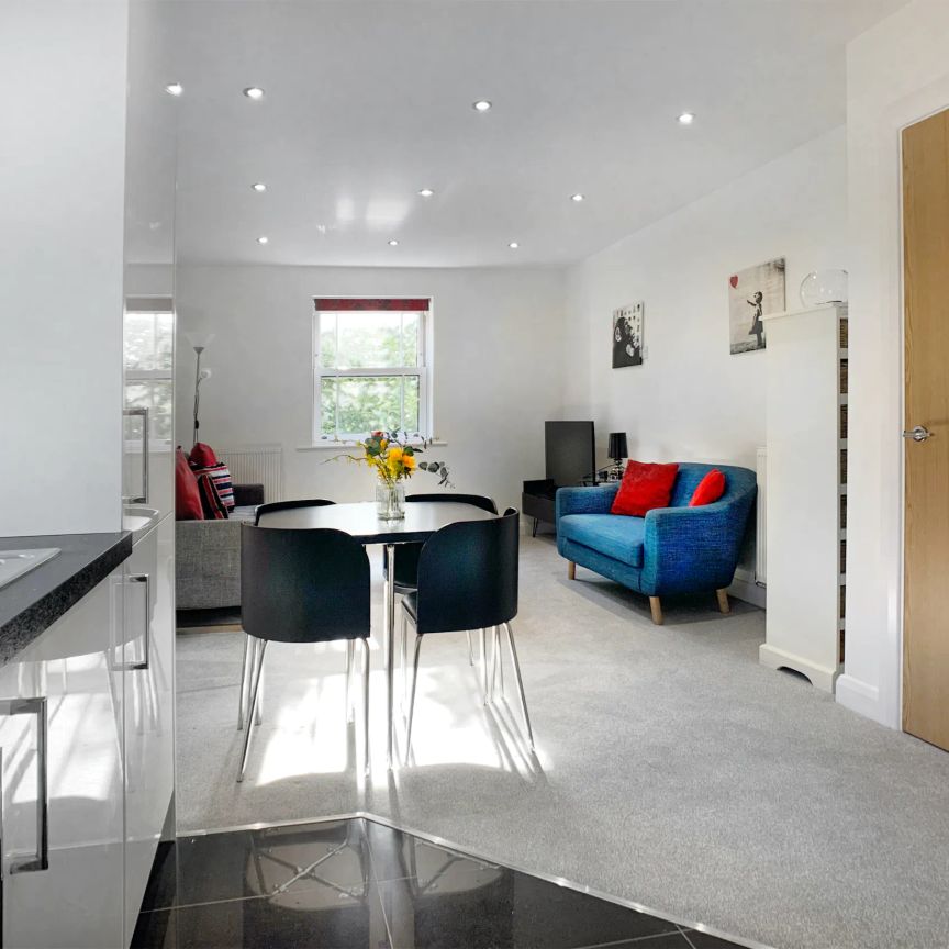 1 Bed, Apartment - Photo 1