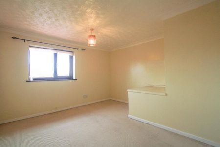 2 bedroom terraced house to rent - Photo 3