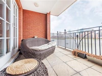Grosvenor Road, SW1V - Photo 1
