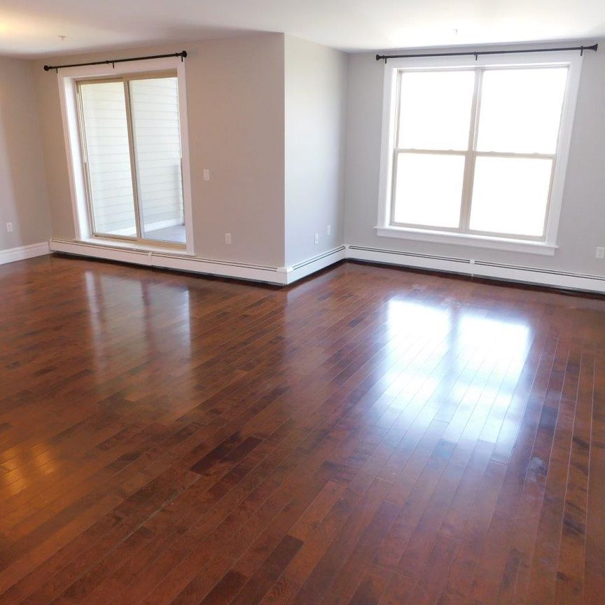 FOR RENT – 89 Pebblecreek Crescent, Suite 310, Dartmouth, Nova Scotia - Photo 1