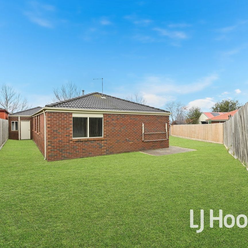 7 Ashmore Avenue, Narre Warren South, Vic 3805 - Photo 1