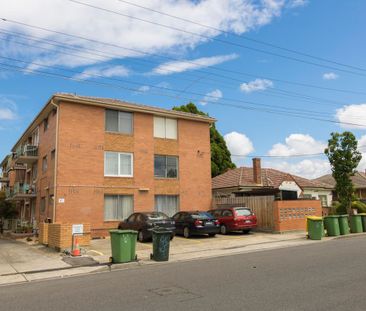 17/45 Woolton Avenue, Thornbury, VIC 3071 - Photo 4