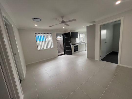 MODERN & LOW MAINTENANCE LIVING - Photo 1