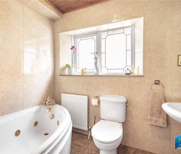 3 bedroom detached house to rent - Photo 6