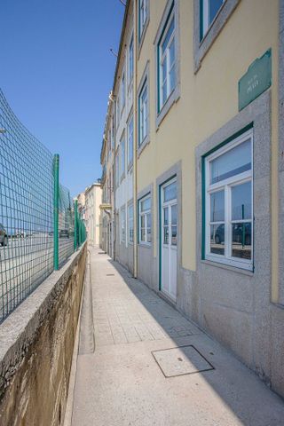 Rua da Senhora da Luz - Photo 4