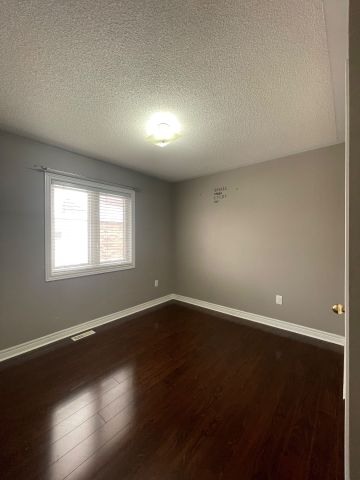 For Lease - 11 Berryfield Way, Brampton, Ontario - Photo 5