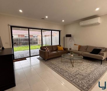 Comfort, Convenience & Space in the Heart of Tarneit !! - Photo 1