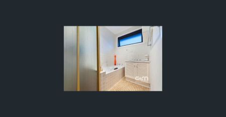 Lovely 2-Bedroom Unit - Photo 5