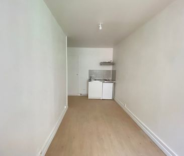 Location Appartement 2 pièces 28m² - Photo 2