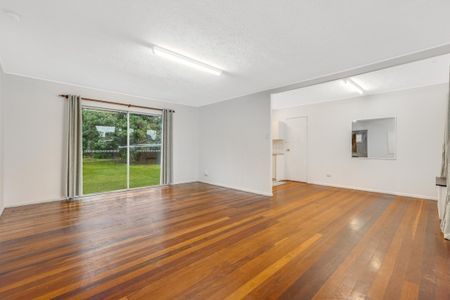 MODEST COTTAGE ON LARGE FLAT BLOCK - Photo 2