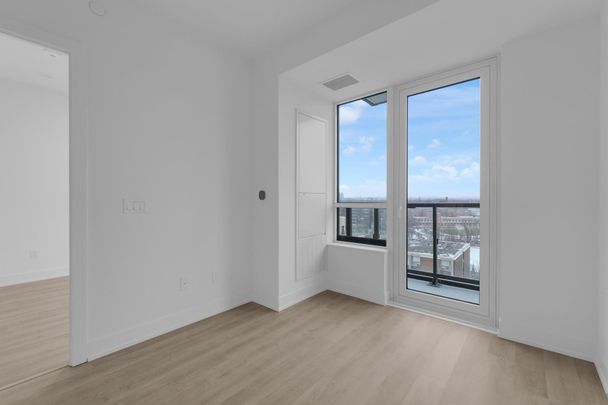 For Lease - 60 Central Park Roadway N/A Unit# 1014, Toronto, Ontario - Photo 1