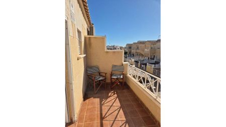 Townhouse for Rent in Residencial Baños de Europa – Torrevieja - Photo 4