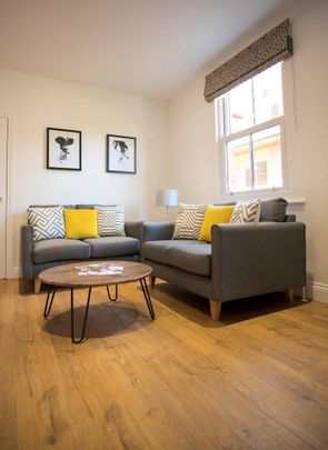 1 bedroom Flat To Let - Photo 1