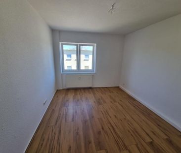 freundliche 2-Raumwohnung mit Balkon in Köthen *Krankenhausnähe* - Photo 5