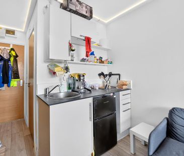 Studio to rent - Photo 4