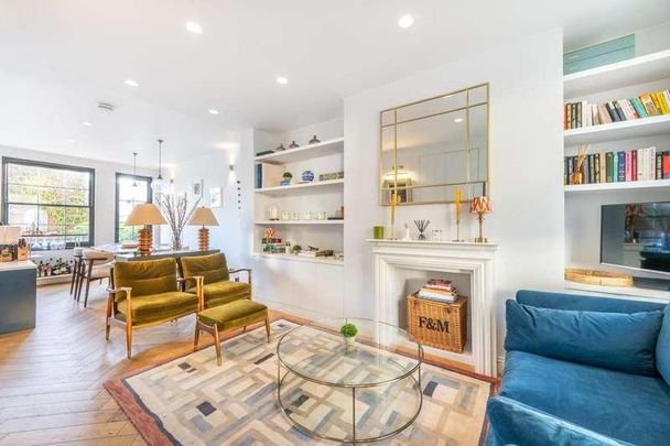 Campden Hill Road, Hillgate Village, W8 - Photo 1