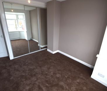 To Let 3 Bed Mid Terraced House - Photo 5