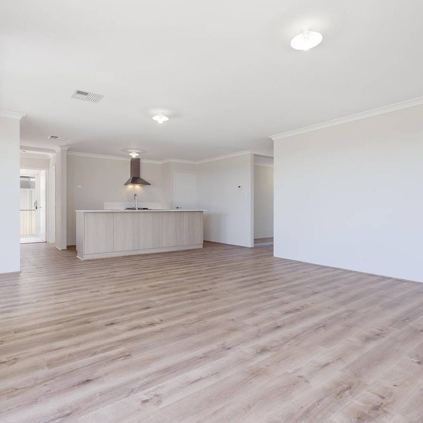 Stylish Comfort Near the Coast - Photo 1