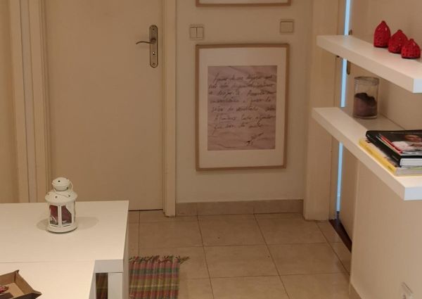 Quarto individual com wc privado em Telheiras